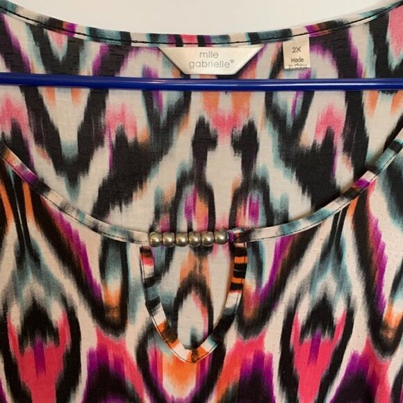 Mlle Gabrielle Multi Color Midi Dress - Picture 3 of 8